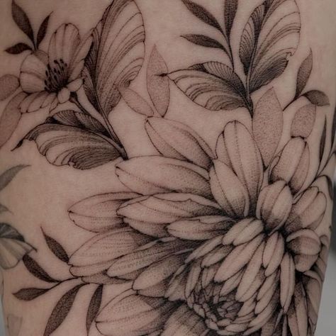 Rike Alves | Finest Floral Tattoos 🌸🌿 on Instagram: "• dahlia & cherry blossom sleeve • . . . #dahlia #dahliatattoo #dahlialove #cherryblossom #cherrytattoo #cherryblossomtattoo #blossom #blossomtattoo #flowertattoo #flowersleeve #floralsleeve #floraltattoo #floralart #floralarrangement #flowerarrangement #freehand #freehandtattoo #freehandsleeve #sleeve #sleevetattoo #fineline #finelinetattoo #floralfineline #blackpeonyink #tattoo #tattoos" Dahlia Tattoo Design, Cherry Blossom Sleeve, Black Dahlia Tattoo, Dahlia Tattoo, Floral Tattoos, Black Dahlia, Sleeve Tattoo, Tattoo Inspo, Amelie