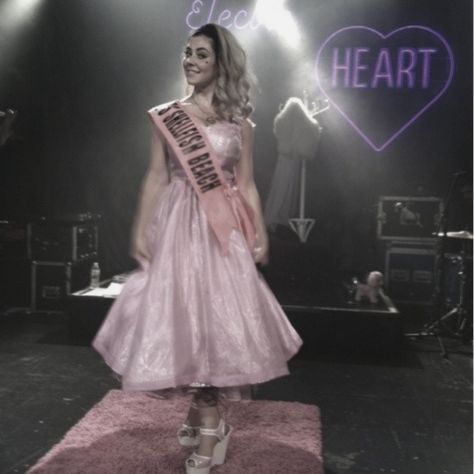 marina coquette icon dollette aesthetic y2k Electra Heart, Pink