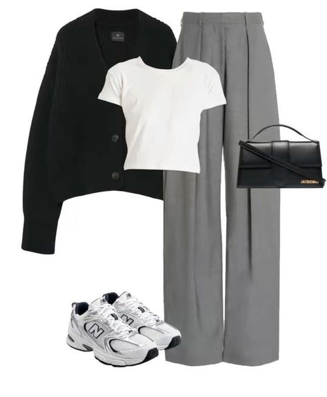 Smart Casual Winter Outfits Women, Smart Outfits, Looks Adidas, Work Fits, Skandinavian Fashion, Chique Outfits, Winter Inspo, Uni Outfits, Everyday Fashion Outfits