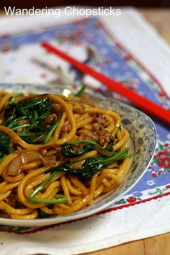 Shanghai Noodles with Ground Pork, Spinach, and Onions 10 Recipe Using Ground Pork, Noddle Recipes, Vietnamese Food Recipes, Shanghai Noodles, Chinese Noodle Recipes, Ground Pork Recipes, Noodles Recipes, Pork Recipes For Dinner, Filipino Dish