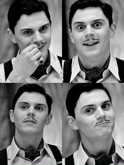 Evan Peters as Mr. James March HNGGGG Reminds me of Raul Julia as Gomez Addams. American Horror Story Actors, Patrick March, James Patrick March, Mr March, Raul Julia, Evil Character, Evan Peters American Horror Story, American Horror Story Hotel, Ahs Hotel