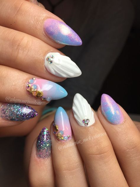 Nail Hot, Cute Easy Nail Designs, Ongles Gel French, Mermaid Nail Art, Nail White, Summer Nails Almond, Mermaid Nail, Sea Nails, Summer Nails Beach