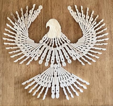 Clothespin Cross, Dollar Tree Crafts Diy, Eagle Craft, Sunflower Wreath Diy, Clothespin Crafts Christmas, Clothespin Diy Crafts, Wooden Clothespin Crafts, Clothespin Art, Dragon Fly Craft