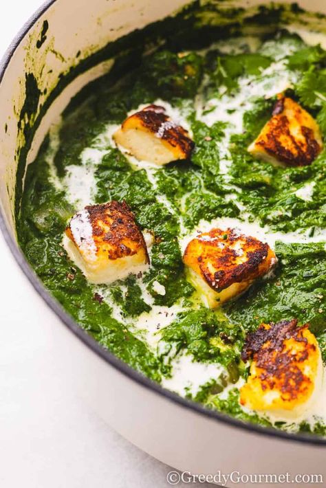 Saag Paneer - Spinach And Cheese Curry | Greedy Gourmet Paneer Recipes Vegetarian, Saag Paneer Lasagna, Spinach And Paneer Curry, Sag Paneer Recipe, Spinach Indian Recipes, Sag Paneer, Paneer Saag, Saag Paneer Recipe, Spinach Paneer