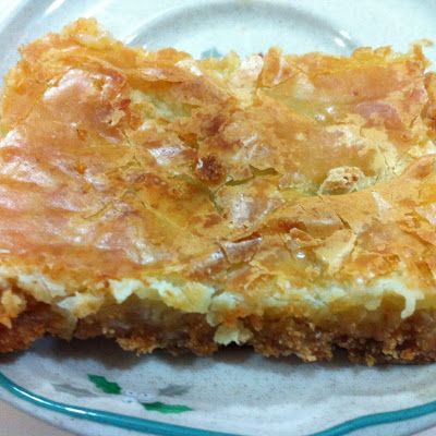 Ellen's Delight Ooey Gooey Butter Cake, Gooey Cake, Nursing Cake, Gooey Butter, Inside Cake, Gooey Butter Cake, Butter Cake Recipe, Clam Recipes, Vegetarian Cake