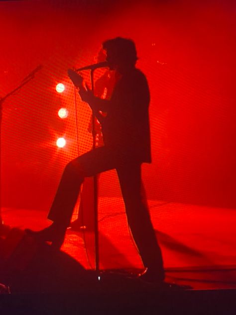 Alex Turner Red Light, Alex Turner 2016, Red Pictures, Alex Turner, Red Light, Light Red, Red