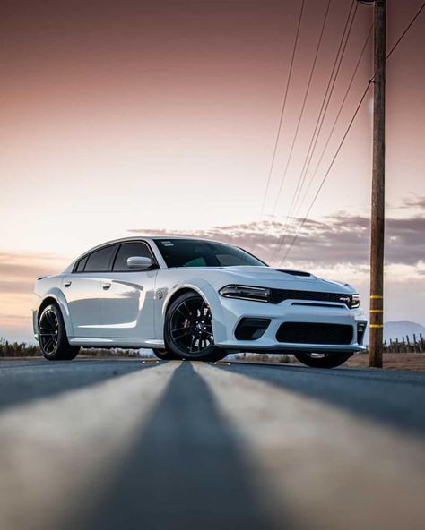 Dodge Charger Photoshoot, Automobile Design, Charger Hellcat, Dodge Chargers, Dodge Charger Hellcat, Charger Srt Hellcat, Cars Ideas, 2015 Dodge Charger, Dream Car Garage