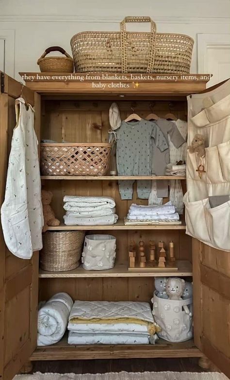 Armoire Nursery Ideas, Armoire In Nursery, Homestead Nursery, Nursery Armoire, Country Nursery, Cottage Nursery, Vintage Kids Room, Bed Kids, Colourful Living Room Decor