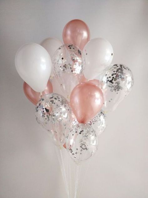 Gold And Silver Balloons, Silver Balloons, 21st Ideas, 21st Bday Ideas, Silver Confetti, 21st Birthday Ideas, 21st Birthday Decorations, 21st Party, Rose Gold Balloons