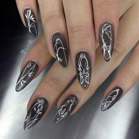 21st Birthday Nails Acrylic, Nails Black Chrome, Cheap Nail Designs, Nails Acrylic Chrome, Black And Chrome Nails, Cute Nails Black, Cheap Nails, Nails Original, 21st Birthday Nails