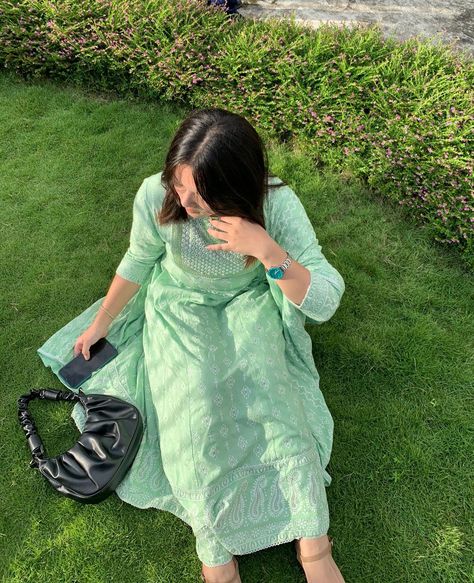 nepali girl | kurta outfit <3 Kurta Outfit, Nepali Girl, Aesthetic Template, Pastel Green, Fit Girl, Study Motivation, Fashion Sense, Girl Fashion, Cool Outfits