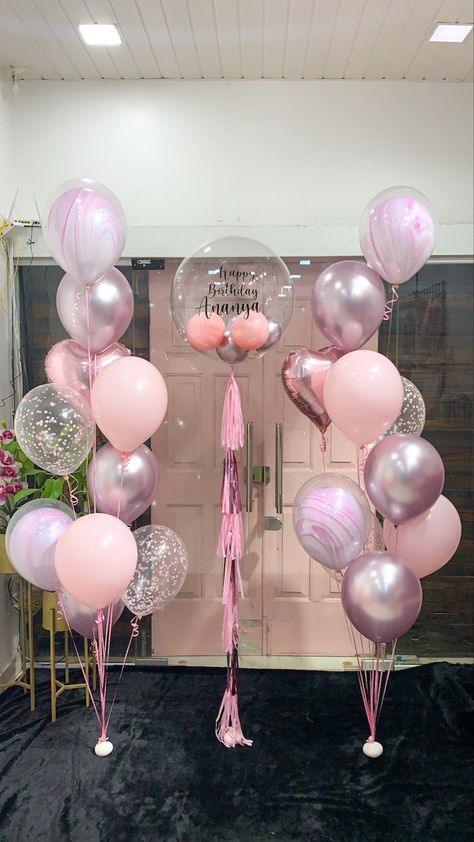 Restaurant Balloon Decor, Balloon Wedding Decorations Receptions, Baloons Idea For Birthday, Helium Balloon Decoration, 21st Birthday Centerpieces, Pink Pumpkin Baby Shower, 90th Birthday Decorations, Girly Party Ideas