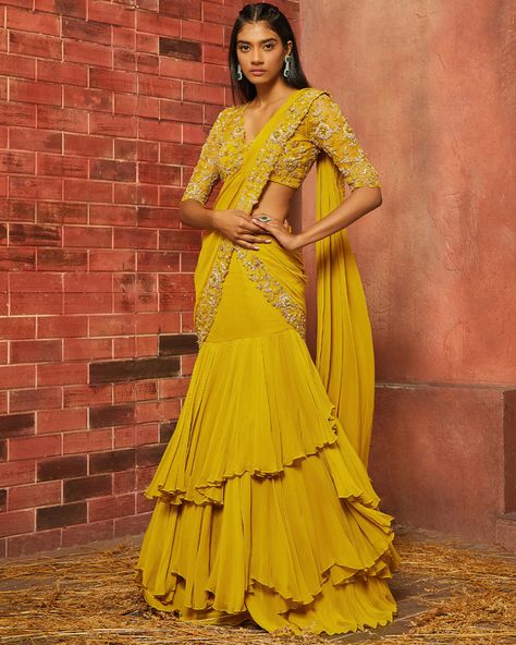 Yellow Ruffle Saree For Haldi, Yellow Ruffle Saree, Yellow Haldi Outfit, Yellow Sari, Haldi Ceremony Outfit, Haldi Dress, Haldi Outfits, Net Blouse, Haldi Outfit