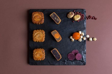 Where to buy the best mooncakes in Hong Kong Mooncake Photography Styling, Mooncake Box Photography, Mooncake Box Design, Mooncake Packaging, Mooncake Molds, Asian Festival, Chinese Moon Cake, Cake Photoshoot, Mooncake Recipe