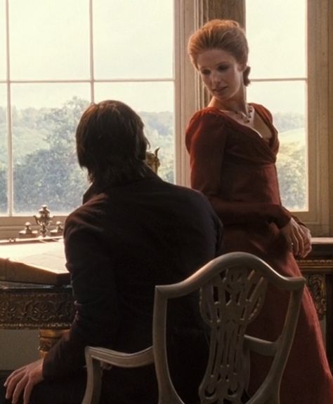 miss caroline bingley talking to mr darcy while he writes a letter to his sister Caroline Bingley, Pride And Prejudice Dress, Kelly Reilly, Pretty Costume, Georgette Heyer, Pride And Prejudice 2005, Time Clothes, Regency Romance, Regency Dress