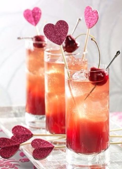 These Cocktails Will Make Valentine's Day Even Sweeter ... Romantic Cocktails, Valentine Drinks, Valentine Cocktails, Beer Drinks, Rose Cocktail, Ideas Navideñas, Cocktails To Try, Romantic Dinner For Two, Milk Shakes