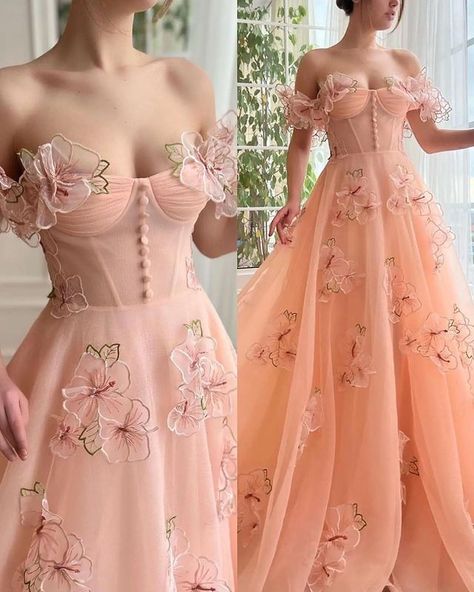 Loving Haute Couture🦋 (@lovinghautecouture) • Instagram photos and videos Detailed Wedding Dress, Peach Color Dress, Whimsical Dress, Prom Dress Inspiration, Cute Prom Dresses, Stylish Work Outfits, Pink Prom Dresses, Gala Dresses, Formal Evening Dresses