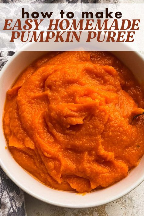 Diy Pumpkin Puree, Make Pumpkin Puree, Whole Pumpkin, Pumpkin Puree Recipes, Aussie Food, Frozen Pumpkin, Pumpkin Hummus, Homemade Pumpkin Puree, How To Roast