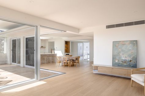 This bright, neutral and airy home built by @ortandcobuilding featuring custom Marley Entertainment unit in American Oak Light perfectly blends modern coastal elegance and timeless style. Read more about this Bar Beach Build over on our projects page. Architect: @_zeildesign_ 📸: @sophietyler_creative Modern Coastal, Light Oak, Entertainment Unit, Timeless Fashion, Building A House, The Unit, Building