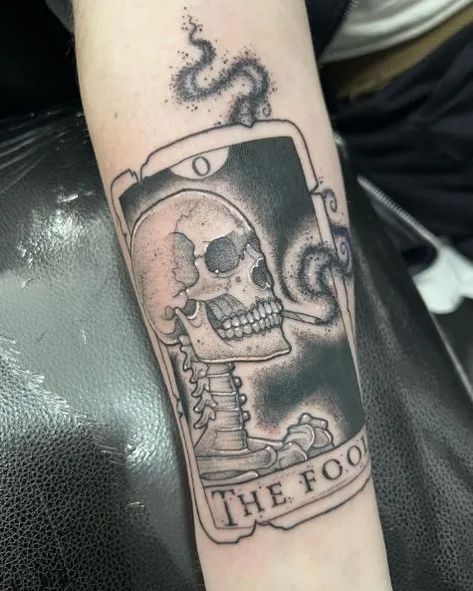 40 Tarot Card Tattoo Ideas To Create Your Own Destiny Lovers Of Valdaro Tattoo, Tarot Card Tattoo Ideas, Lovers Of Valdaro, Card Tattoo Ideas, Twin Peaks Tattoo, Card Tattoos, Pride Tattoo, Tarot Card Tattoo, Tattoo Skin