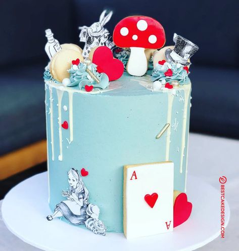 50 Alice in Wonderland Cake Design (Cake Idea) - October 2019 Alice In Wonderland Birthday Cake, Alice In Wonderland Cake, Wonderland Party Decorations, Best Cake Ever, Wonderland Cake, Alice In Wonderland Tea Party Birthday, Onederland Birthday Party, Alice In Wonderland Cakes, Alice Tea Party