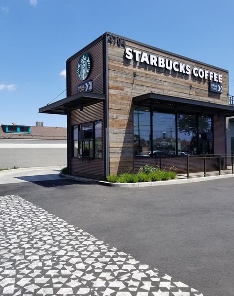 Starbucks Coffee Shop Design, Drive Thru Design, Coffee Drive Thru, Drive Thru Coffee, Container Coffee Shop, Drive Thru, Container Restaurant, Container Cafe, Cute Store