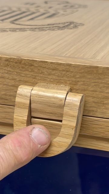 Box Latch Ideas, Wooden Latch, Hinges Diy, Whittling Ideas, Wooden Lock, Wooden Hinges, Wooden Lockers, Wood Hinges, Box Hinges