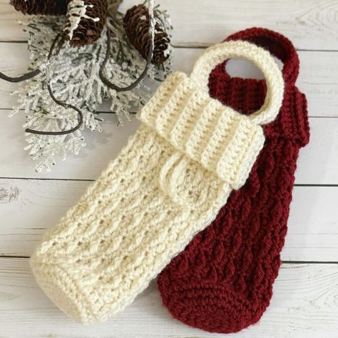 Jingle Juice Wine Bottle Bag crochet pattern free | Blackstone Designs Crochet Patterns Bottle Bag Crochet, Bag Crochet Pattern Free, Wine Bag Pattern, Crochet Wine, Jingle Juice, Bag Crochet Pattern, Crochet Christmas Gifts, Bag Pattern Free, Crochet Abbreviations