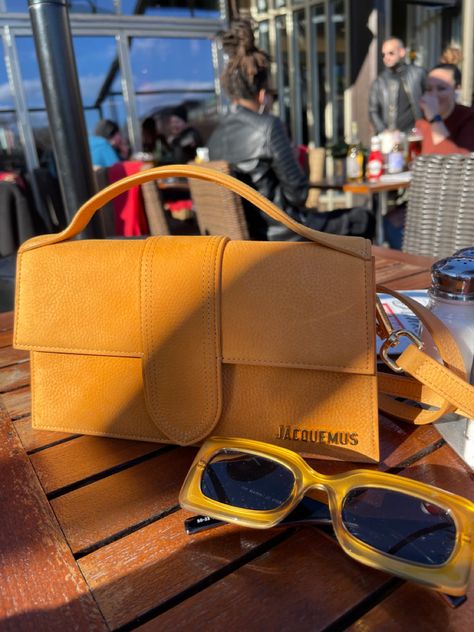 #fashion #jacquemus #aesthetic #bag #orange #glasses #spring Jacquemus Aesthetic, Orange Glasses, Colors Aesthetic, Aesthetic Bag, Sunglasses Case, Dubai, Street Style, Sunglasses, Orange