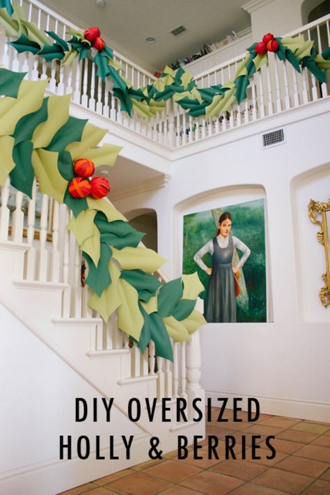 Oversized Decorations, Diy Christmas Garland, Paper Christmas Decorations, Origami 3d, Paper Garland, Christmas Past, Door Ideas, Decor Minimalist, Modern Christmas