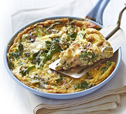 Sirt Recipes, Kale And Goat Cheese, Goats Cheese Tart, Goat Cheese Omelette, Kale Frittata, Tapas Buffet, Goat Cheese Frittata, Curly Kale, Goat Cheese Tart