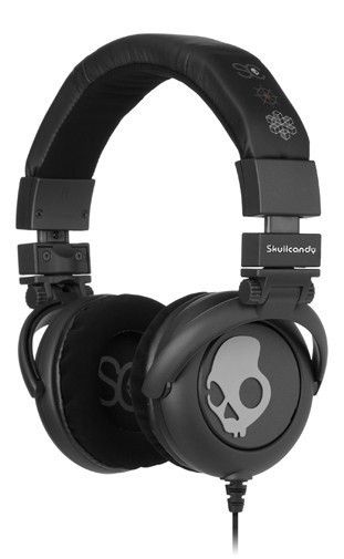 Skullcandy Headphones, Cute Headphones, Stereo Headphones, Cool Clothes, Dream Clothes, Monster High, Clothes Accessories, Things To Buy, Sake