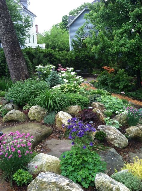 Garden With Rocks, Backyard Hill Landscaping, Boulders Landscaping, Large Rock Landscaping, Rockery Garden, Sloped Backyard Landscaping, Landscaping With Large Rocks Front Yard, Landscaping With Boulders, Rock Garden Design