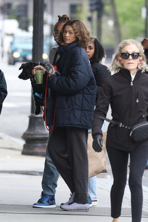 Zendaya Street Style, Brunette Bob, Bob Haircut Curly, Zendaya Style, The Met Gala, Zendaya Coleman, On Running, Latest Sneakers, Running Sneakers