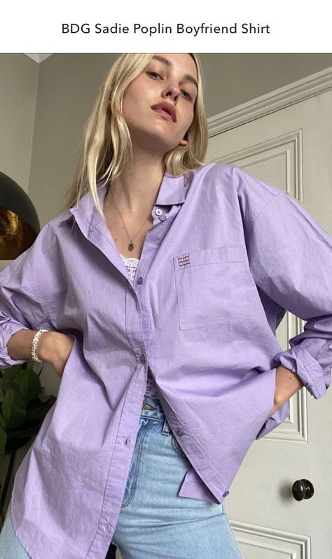 Purple Shirt Outfits, Button Down Outfit, Oversized Shirt Outfit, Buisness Casual, Oversized White Shirt, Oversized Tops, Chic Shirts, Purple Shirt, Boyfriend Shirt