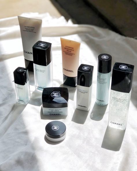 Chanel Products Skin Care, Chanel Skincare Products, Luxury Skincare Routine, Chanel Beauty Products, Chanel Skincare Aesthetic, Chanel Beauty Aesthetic, Luxury Skincare Aesthetic, Chanel Skin Care, Skincare Products Aesthetic