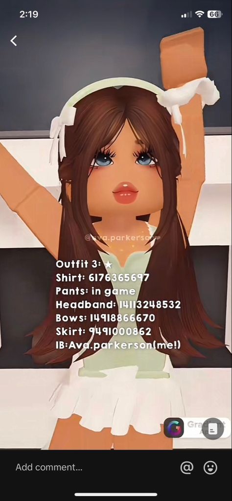 Berry Avenue Outfits, Mom Fits, Blocksburg Outfit Codes￼, Pelo Cafe, Preppy Decal, Pic Code, Code Clothes, Roblox Emo Outfits, Bff Matching