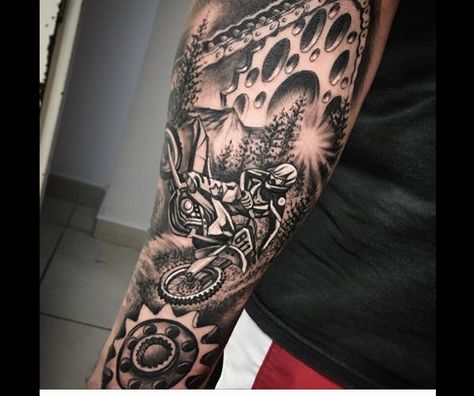 Dirtbike Tattoo Ideas Motocross, Rider Tattoo For Men, Motocross Tattoo For Men, Motorcross Tattoo Ideas, Dirtbike Tattoo, Motocross Tattoo, Dirt Bike Tattoo, Tattoo Bike, Bike Tattoo