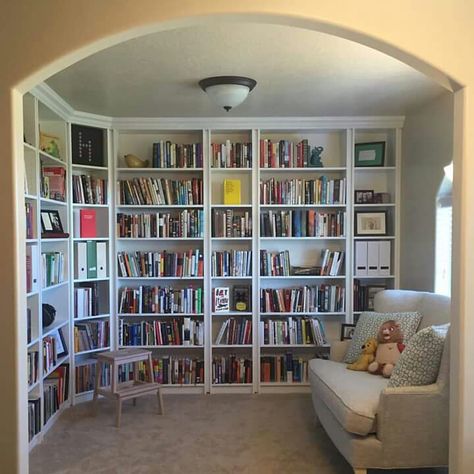 Dinning Room Turned Into Library, Home Library Rental, Library Aesthetic Small Room, Craft Room Addition, Closet Turned Into Library, Closet Library Nook, Walk In Closet Library, Library In Small Room, Diy Library Room Small Spaces