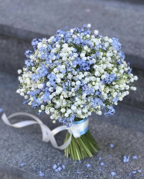 Prom Bouquet, Blue And White Flowers, Blue Wedding Bouquet, Bridal Bouquet Flowers, Boquette Flowers, Blue Themed Wedding, Prom Flowers, Flowers Bouquet Gift, Beautiful Bouquet Of Flowers