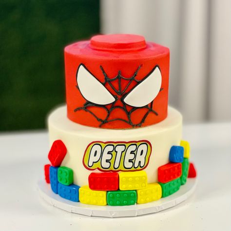 Spiderman Lego Cake, Lego Avengers Birthday Party, Lego Superhero Cake, Spiderman Pasta, Spiderman Birthday Party Decorations, Spiderman Cupcakes, Lego Spiderman, Spiderman Birthday Cake, Lego Birthday Cake