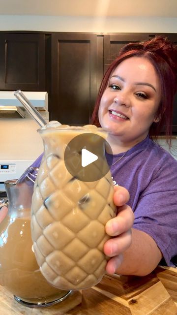 Marisol Benitez on Instagram: "Creamy and refreshing Agua Fresca de Cafe! It’s like a perfect Mexican Iced Coffee!  #agua #aguafresca #aguafrescadecafe #recipe #icedcoffee  1 cinnamon stick 1/2 tablet chocolate abuelita 3/4 cup instant coffee 1 can evaporated milk 1 can sweetened condensed milk 4 cups fresh milk" Mexican Iced Coffee Recipe, Mexican Iced Coffee, Coffee With Evaporated Milk, Frozen Coffee Drinks Recipes, Mexican Coffee Recipe, Instant Coffee Recipes, Frozen Coffee Drinks, Evaporated Milk Recipes, Chocolate Abuelita