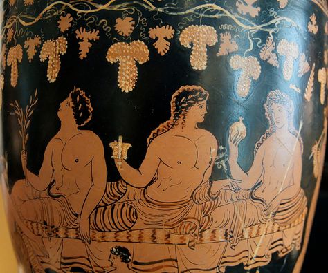 Banquet Apollo Dionysos Hermes MAN. From left to right: Apollo, Dionysos and Hermes banqueting. Apulian red-figure situla, 350–330 BC. Greek Vase, Ancient Greek Pottery, Ancient Greek Art, Greek Pottery, Greek Vases, Greek Music, Greek History, Greek Art, Art Antique