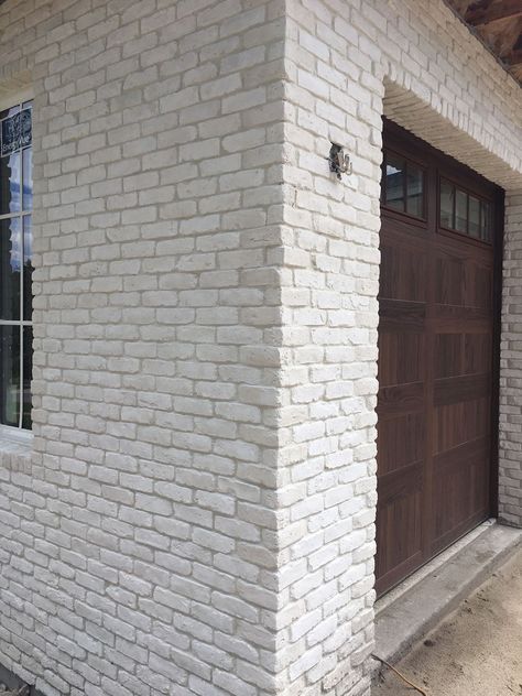 Brick Veneer Panels Exterior, Faux Brick Exterior Siding, Brick Veneer Fireplace, Brick Veneer Exterior, Exterior Brick Veneer, Brick Veneer Siding, Brick Veneer Panels, Brick Veneer Wall, Fake Brick Wall