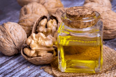 How Do You Differentiate Food Grade and Therapeutic Grade Essential Oils? Find Out Here - Green Living Zone Walnut Oil Benefits, Us Food, Plant Sterols, Nutrition Facts Label, Skin And Hair Care, Using Essential Oils, Walnut Oil, Cooking Oils, Oil Benefits