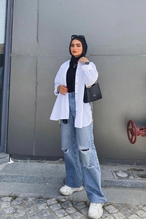 Hijab Outfit Summer, Basketball Wallpapers, Outfits Muslim, Stylish Outfits Casual, Hijab Fashion Summer, Estilo Hijab, Modest Casual Outfits, Stile Hijab, Street Hijab Fashion