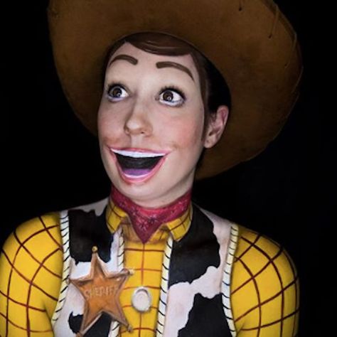 20 Pixar Makeup Looks to Wear This Halloween Pixar Makeup, Makeup Minimal, Challenges Ideas, Cartoon Makeup, Pumpkin Tattoo, Toy Story Woody, Special Fx Makeup, Horror Makeup, Makeup Challenges