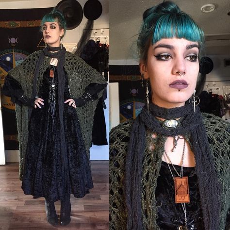 Witchcore Fashion, Woodland Goth, Cottage Goth, Boho Witch, Strega Fashion, Casual Goth, Witch Fashion, Witchy Fashion, Witch Outfit