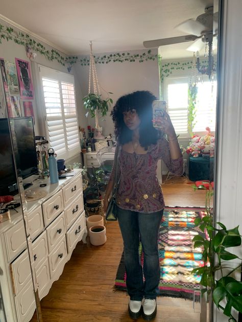 #bohostyle #hippiestyle #ootd #fashion #schooloutfitideas Fall Outfits Hippie, Spiritual Outfits, Hill Billy, Dress Over Jeans, Earthy Outfits, Fall Fit, Radio Stations, Disco Outfit, Girl Fits