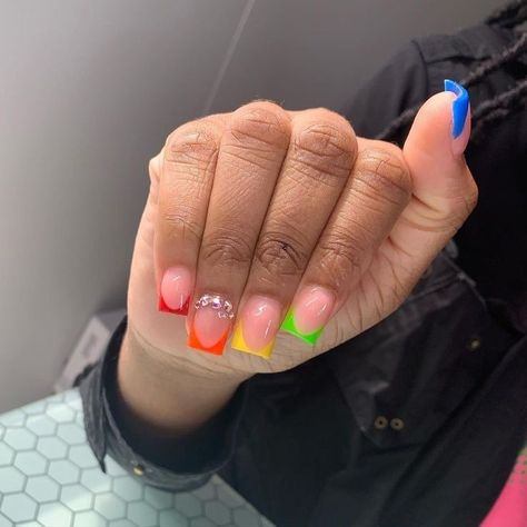 Women Nail Art, Long Coffin Nails, Overlay Nails, Long Acrylic Nail Designs, Colored Acrylic Nails, French Tip Acrylic Nails, French Acrylic Nails, Short Square Acrylic Nails, Exotic Nails